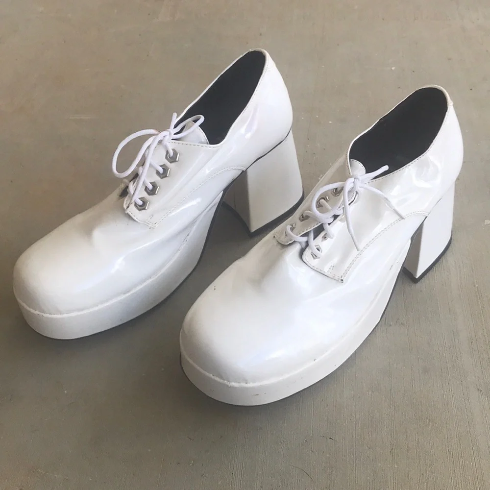 Plats White Platform Lace Up Shoes Go-Go Girl